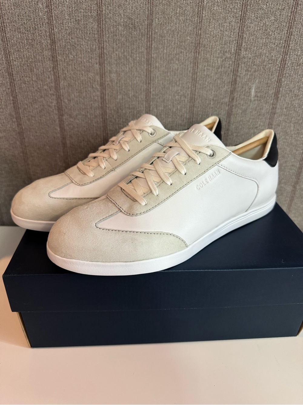 Cole Haan Grand Crosscourt Turf Leather Optic White Low-Top Sneakers size 6 B